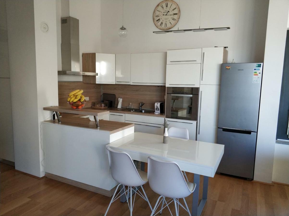 Apartment Morski Cvet Копер Екстериор снимка